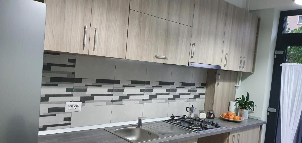 Yla Studio- Piatra Neamţ Esterno foto